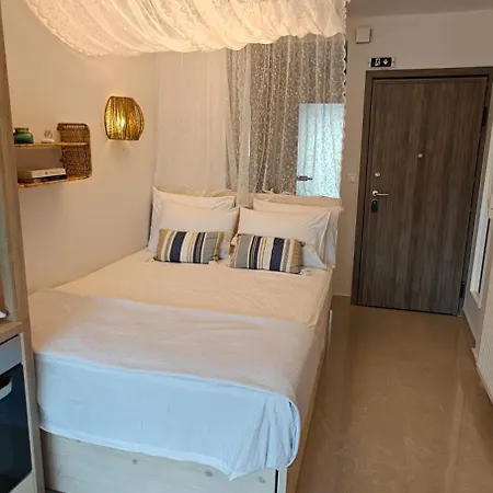 Valexx Luxury Peraia (Thessaloniki)